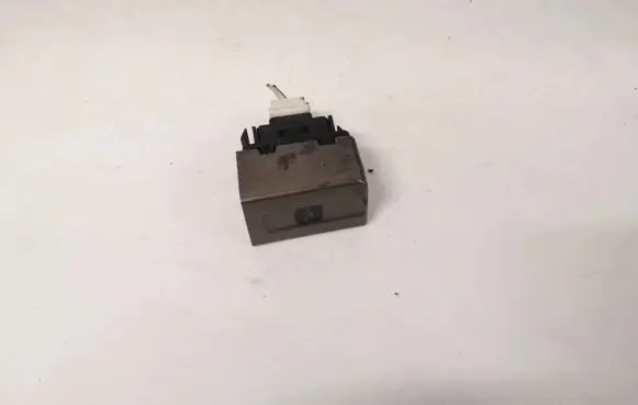 Nissan X-Trail T30 Passenger airbag on/off switch 