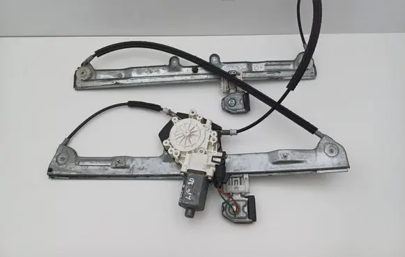 Mitsubishi Colt Front door window regulator with motor 0130822206