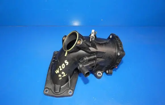 Mercedes-Benz C W205 Air intake duct part A6510900728