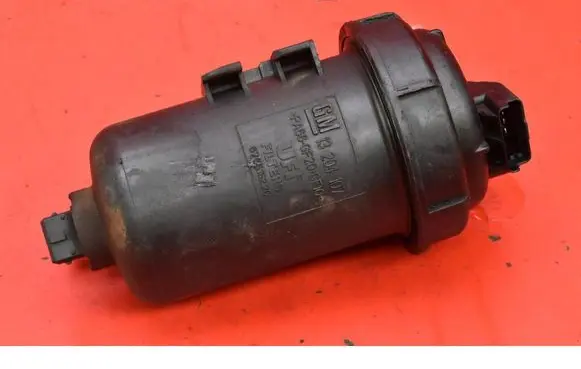 Opel Astra H Fuel filter housing 13204107