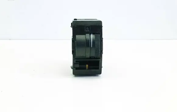 Audi A6 S6 C5 4B Headlight level height control switch 4B0919093 04052204