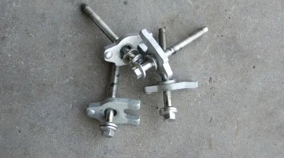 Nissan Qashqai Fuel Injector clamp holder 131KM