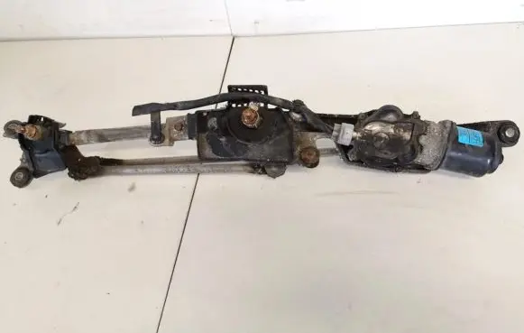 Mazda 2 Front wiper linkage and motor