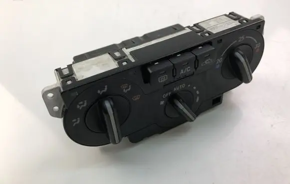 Subaru Impreza II Climate control unit 72311FE001