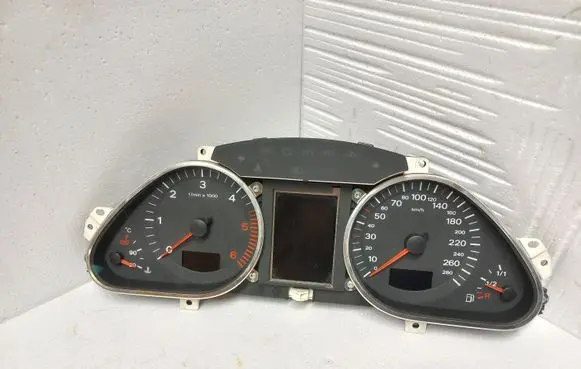 Audi A6 S6 C6 4F Speedometer (instrument cluster) 5550007301 5540007312