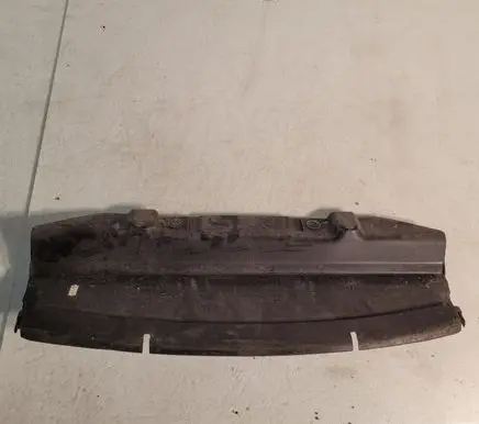 BMW 1 E81 E87 Radiator trim 7128502