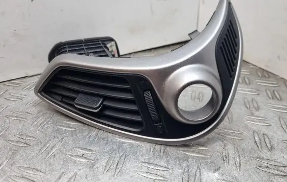 Hyundai ix35 Dash center air vent grill 974202S950
