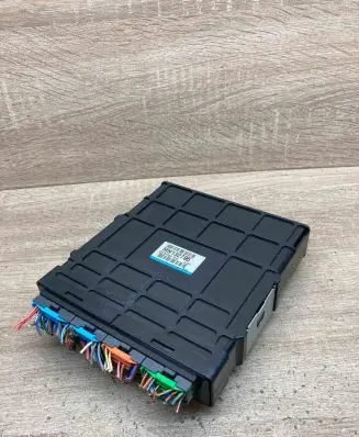 Mitsubishi Lancer Engine control unit/module ECU MN132785 E6T37783