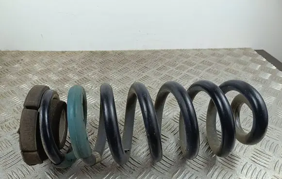 Jeep Grand Cherokee Rear coil spring P68029667AD