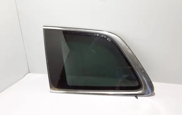 Volvo XC90 Rear side window 32206907