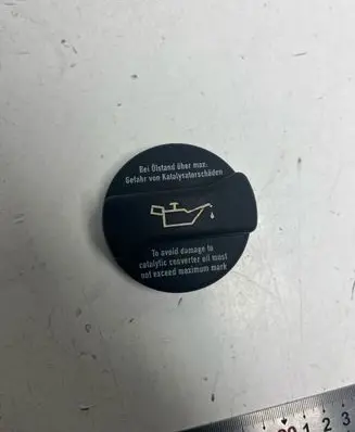 Volkswagen Sharan Oil filler cap 026103485E