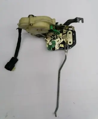 KIA Sorento Front door lock 020603