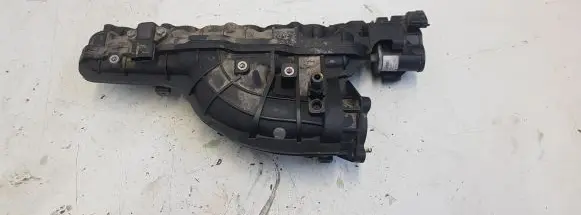 Hyundai Tucson TL Intake manifold 283812F600
