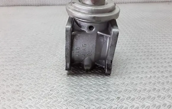 Volkswagen Phaeton EGR valve 07Z131501A