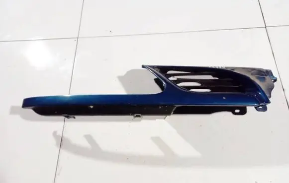 Renault Scenic I Front bumper lower grill 7700834201