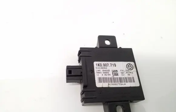 Volkswagen Touran I Alarm control unit/module 1K0907719