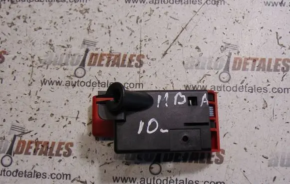 Mercedes-Benz A W169 Engine bonnet (hood) release handle A1248800320