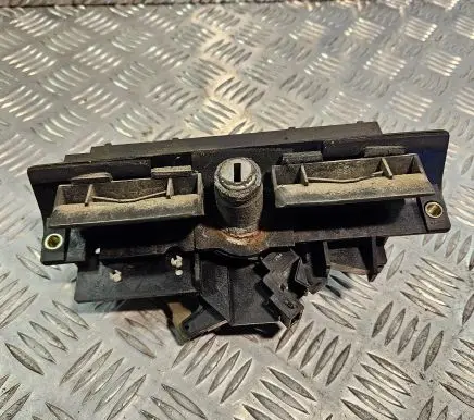 Audi A4 S4 B5 8D Tailgate/trunk/boot exterior handle