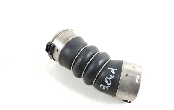 BMW 4 F36 Gran coupe Intercooler hose/pipe 8513450
