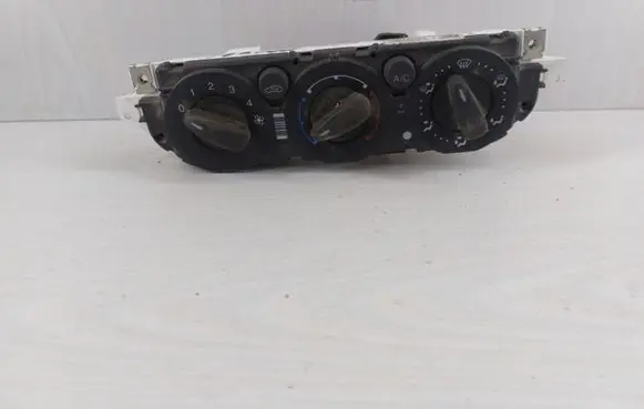 Ford Focus Climate control unit 7M5T19980AB