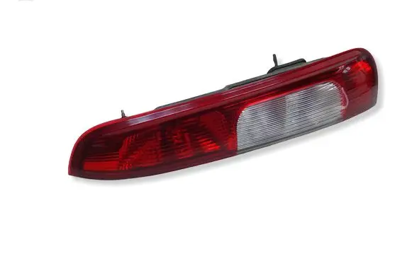 Ford C-MAX I Rear/tail lights 151714KASACJA 151714