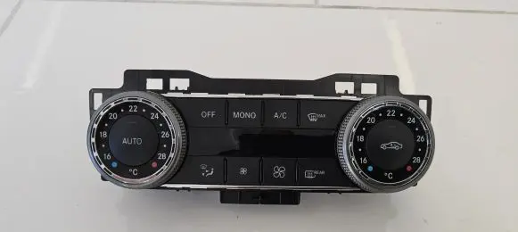 Mercedes-Benz C AMG W204 Climate control unit 2048309885 SW230700