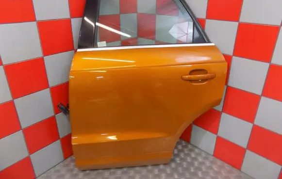 Audi Q3 8U Rear door DRZ174