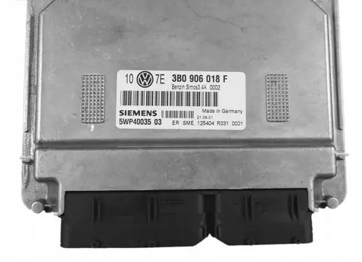 Volkswagen PASSAT B5.5 Engine control unit/module 3B0906018F 5WP4003503