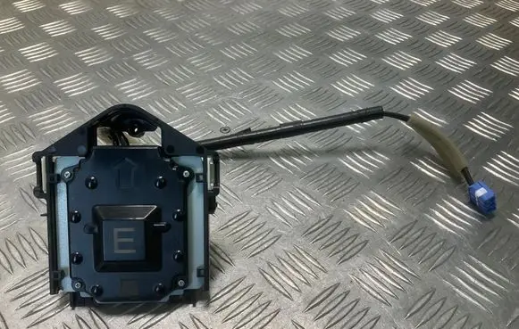 Toyota Hilux VIII Aerial GPS antenna 868620K040