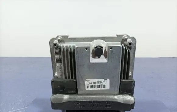 Audi Q5 SQ5 Engine control unit/module ECU 04L906021CG