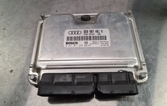 Audi A6 S6 C5 4B Engine control unit/module 8E0907401M 0281011255 1039S04219
