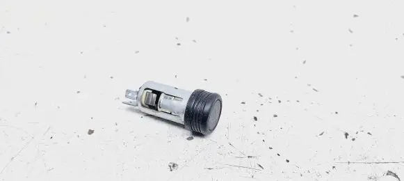 Toyota Corolla Verso AR10 Cigarette lighter front 