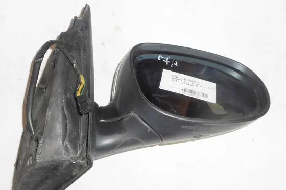 Fiat Bravo Front door electric wing mirror 021042