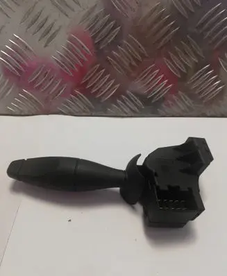 Ford Focus Wiper control stalk 98AG17A553CC 13MAR01AS