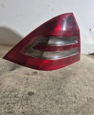 Mercedes-Benz C W203 Rear/tail lights ULO3311