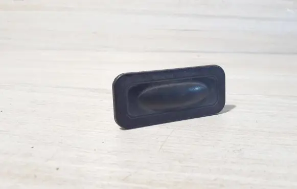 Renault Clio IV Tailgate/trunk/boot exterior handle 8200385515