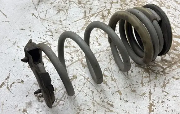 Tesla Model Y Rear coil spring 287001 45G21