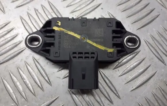 Chevrolet Aveo ESP acceleration yaw rate sensor 13578324