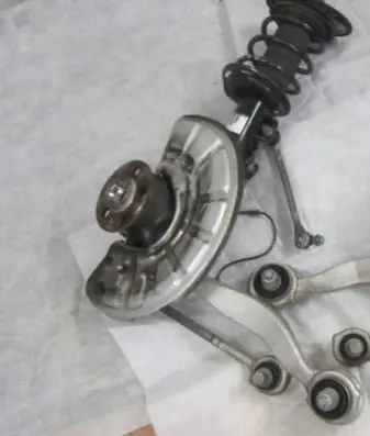 Mercedes-Benz CLS C218 AMG Front wheel hub spindle knuckle