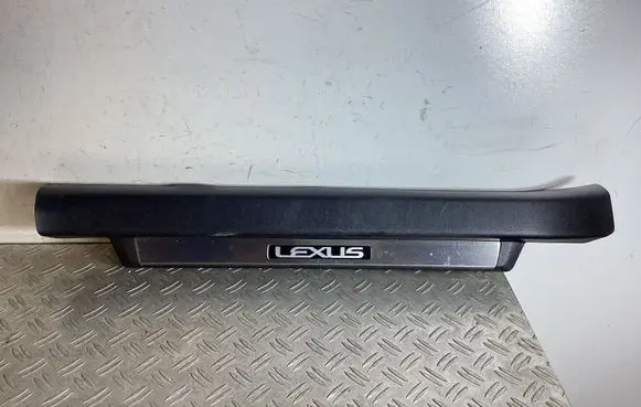Lexus GS 250 350 300H 450H Front sill trim cover 6791030070 6791030080