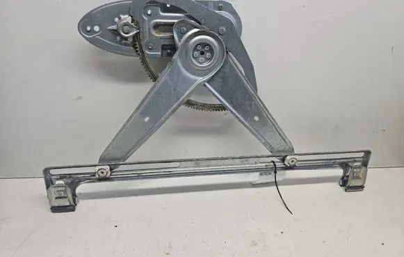 Ford Focus C-MAX Front window lifting mechanism without motor 3M51R23200BF