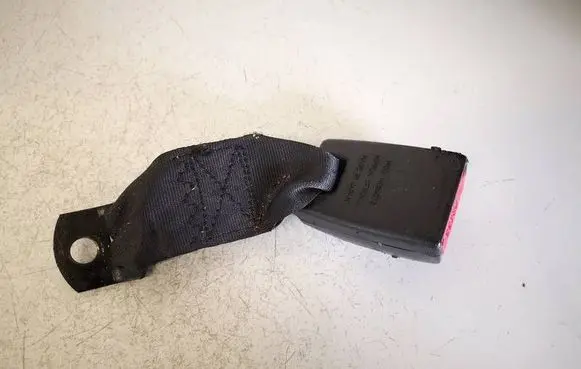 Hyundai Sonata Rear seatbelt buckle NSB1073