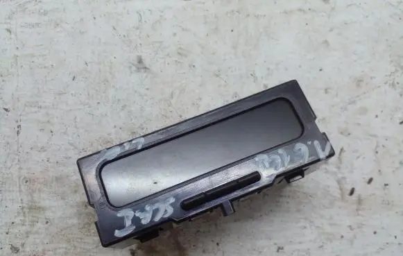 Renault Scenic I Screen/display/small screen P8200028364A