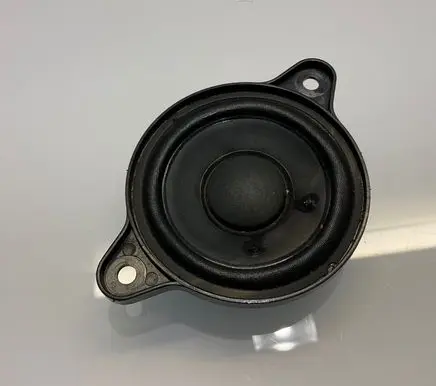Mercedes-Benz E W211 Panel speaker A2118203002 2118203002