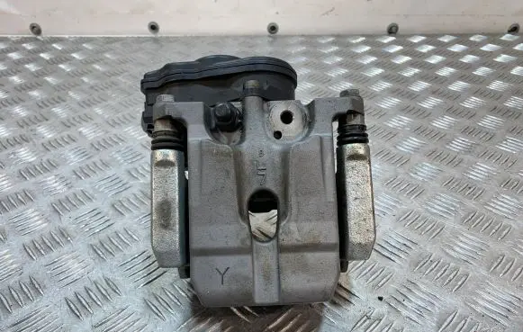 Mitsubishi Outlander IV Rear brake caliper 14161010070 21033030194