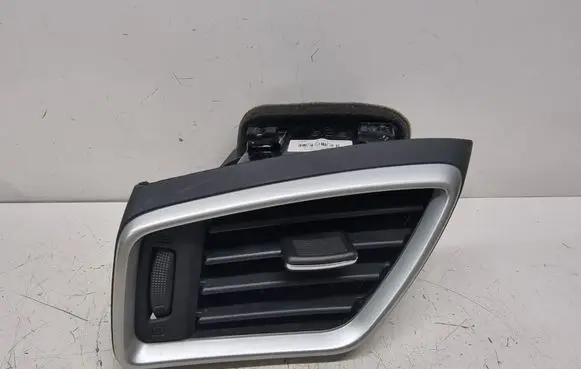Nissan Qashqai Dashboard side air vent grill/cover trim 68761HV00B 687614EH0A