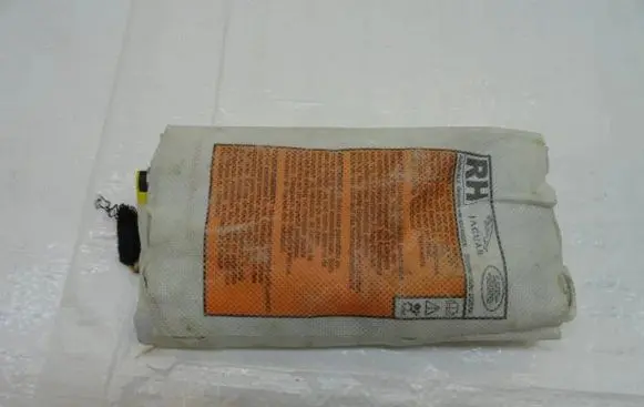 Land Rover Evoque I Seat airbag BJ32611D32AC