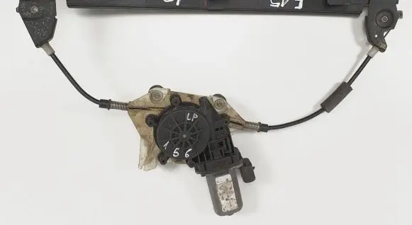 Alfa Romeo 156 Front window lifting mechanism without motor