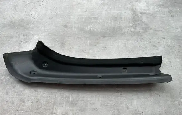 Mercedes-Benz GLE (W166 - C292) Other sill/pillar trim element A1666930100 18567321 WPT51595