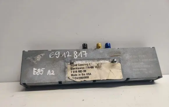 BMW Z4 E85 E86 Aerial antenna amplifier 6912817